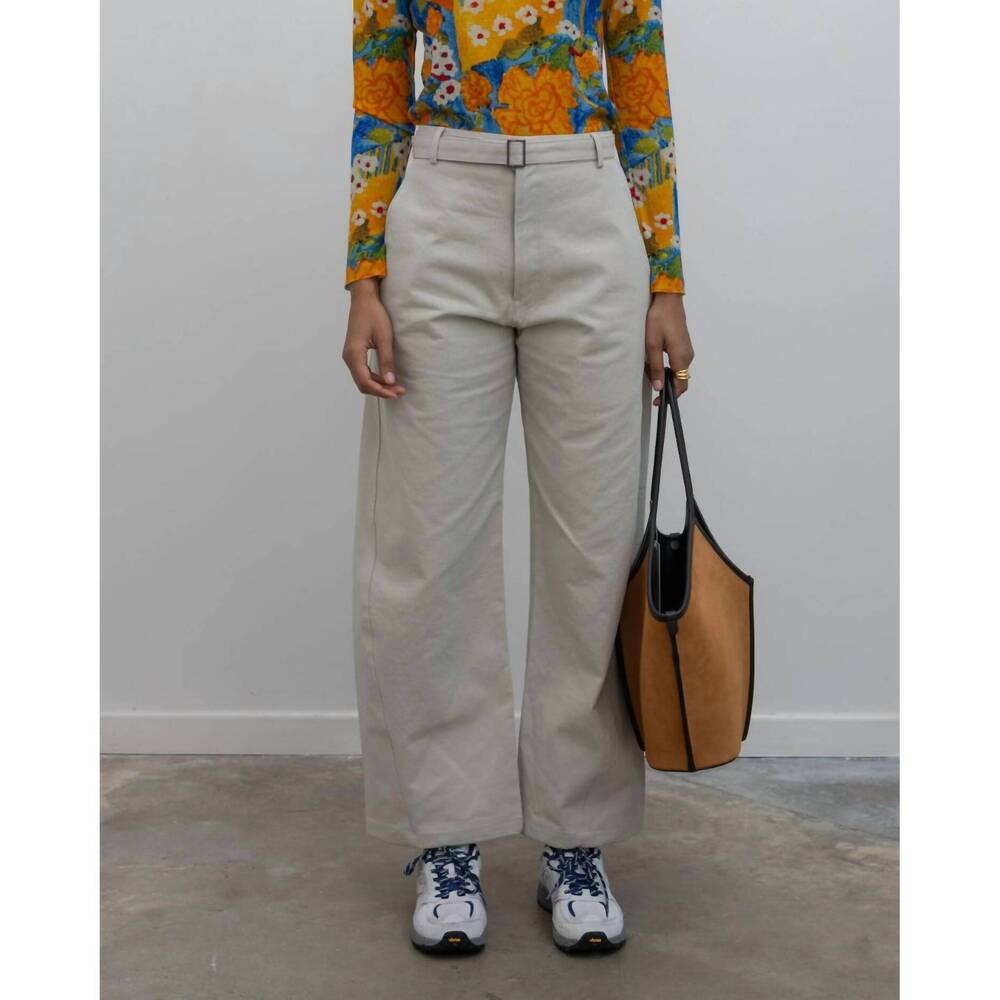 NEW COLLECTIVE curved belted chino pants in light gray